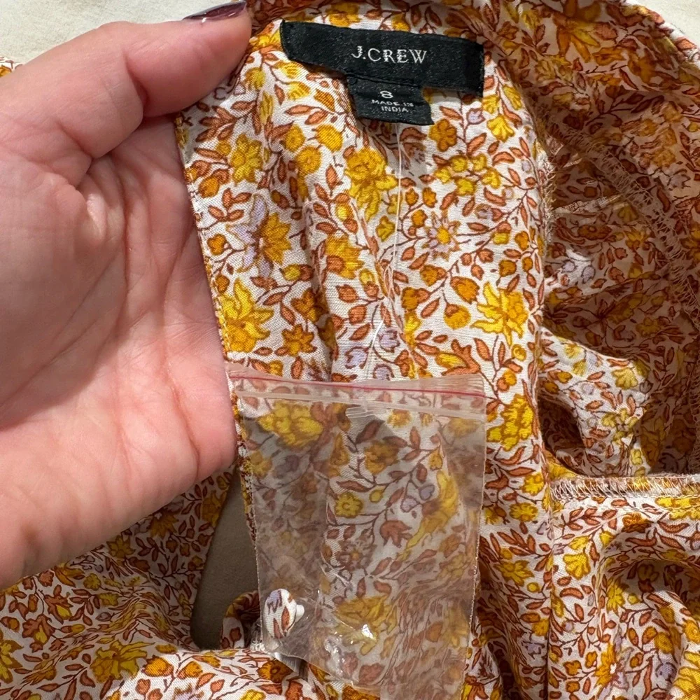 NWOT J. Crew Blouse V Neck Scattered Blooms Top Size 8